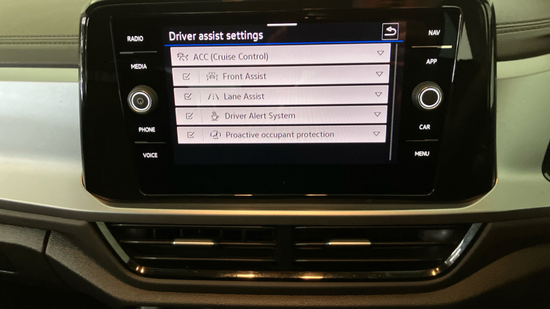 Volkswagen T-Roc 1.0 TSI Life 5dr Petrol Hatchback